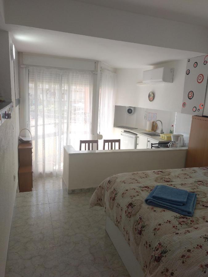 La Pineda Beach Studio Near Port Aventura Apartment Екстериор снимка